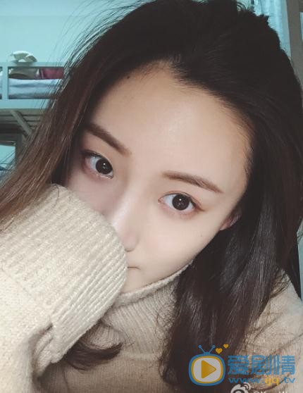 张雨薇自拍写真 张雨薇高清写真_张雨薇高清剧照