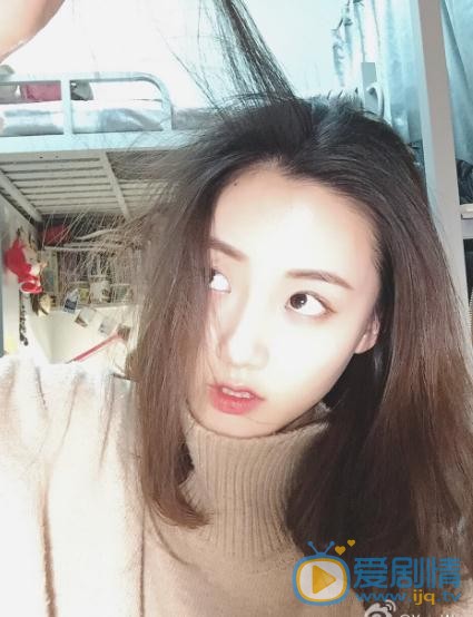 张雨薇自拍写真 张雨薇高清写真_张雨薇高清剧照