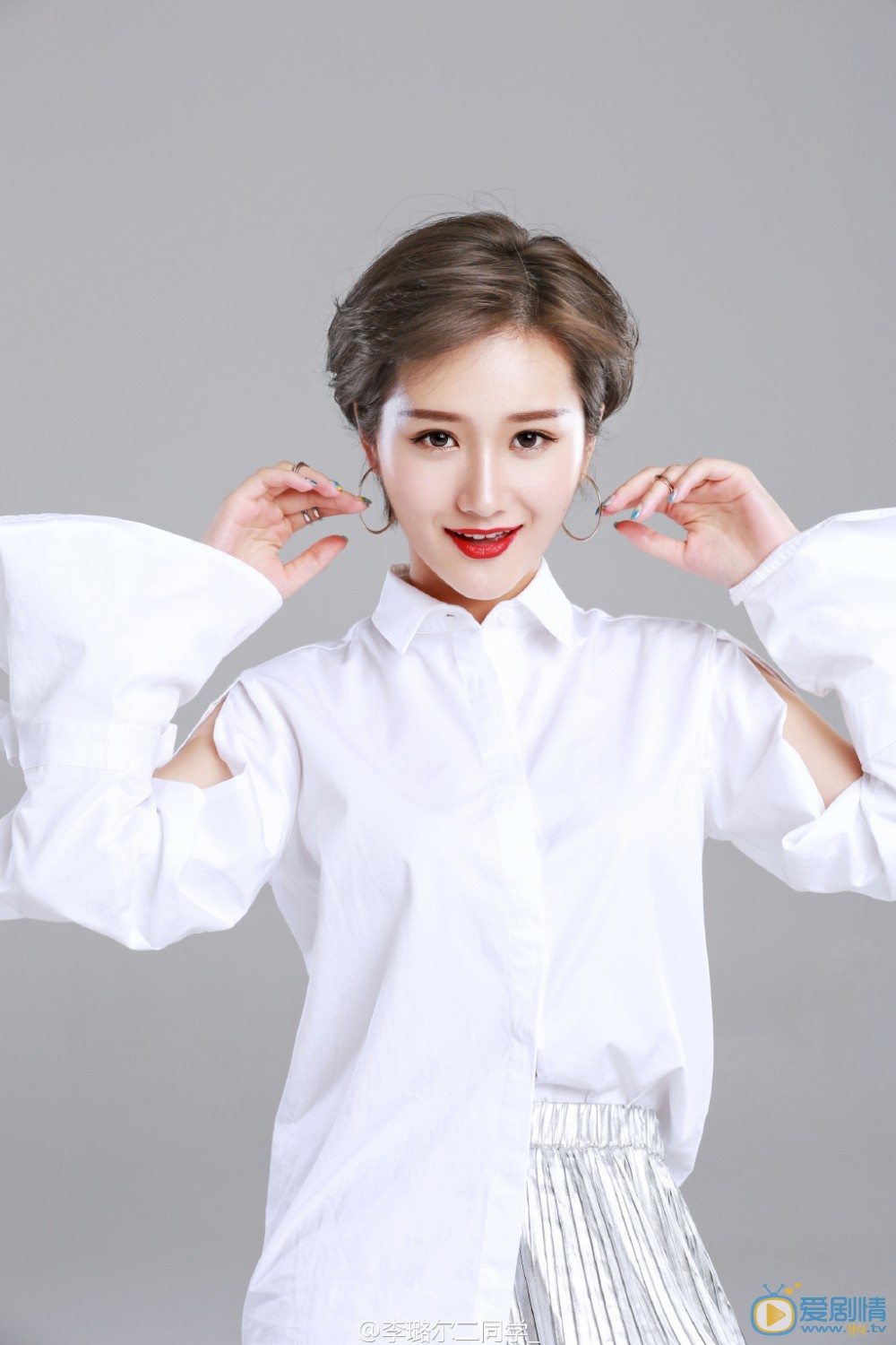 李璐尔个人写真 李璐尔高清写真_李璐尔高清剧照