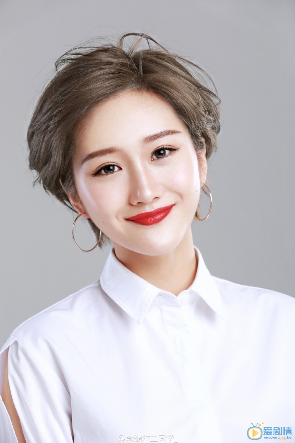 李璐尔个人写真 李璐尔高清写真_李璐尔高清剧照