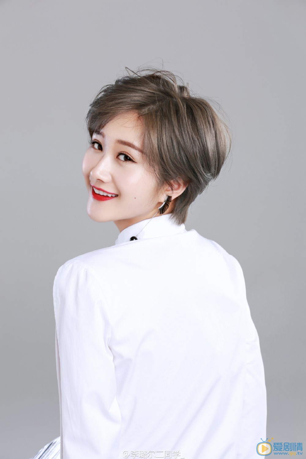 李璐尔个人写真 李璐尔高清写真_李璐尔高清剧照