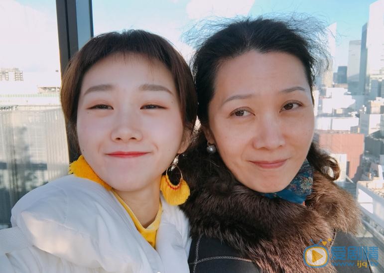 李璐尔好友合照写真 李璐尔高清写真_李璐尔高清剧照