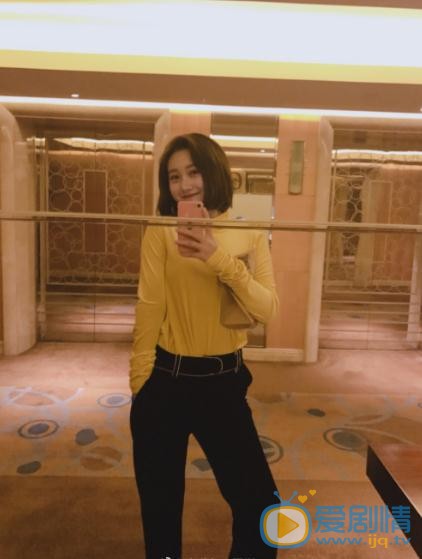 李璐尔俏丽写真 李璐尔高清写真_李璐尔高清剧照