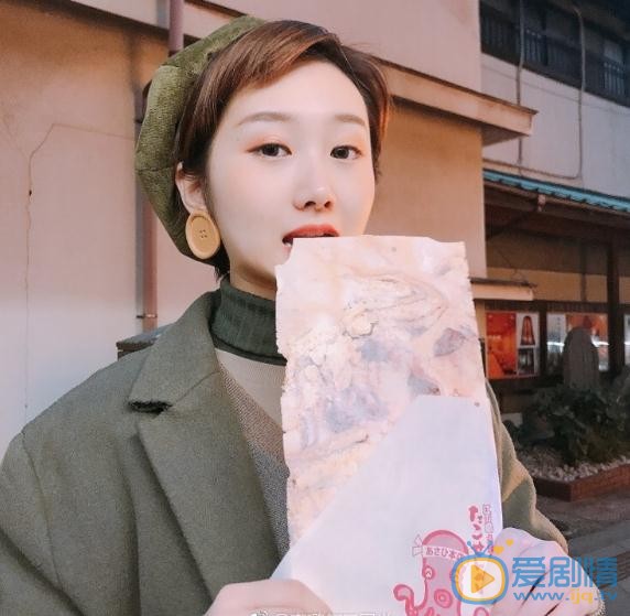 李璐尔俏丽写真 李璐尔高清写真_李璐尔高清剧照