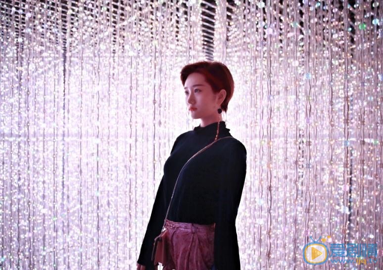 李璐尔俏丽写真 李璐尔高清写真_李璐尔高清剧照