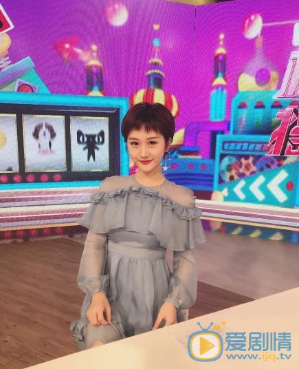李璐尔俏丽写真 李璐尔高清写真_李璐尔高清剧照