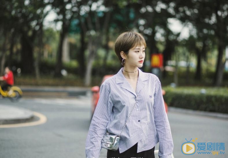 李璐尔俏丽写真 李璐尔高清写真_李璐尔高清剧照