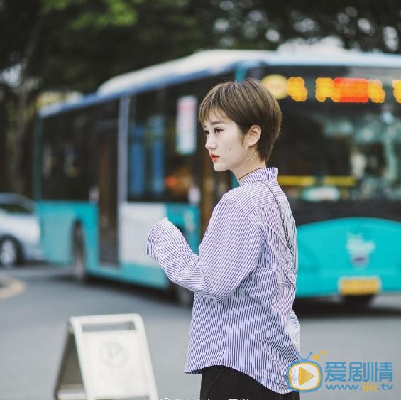 李璐尔俏丽写真 李璐尔高清写真_李璐尔高清剧照