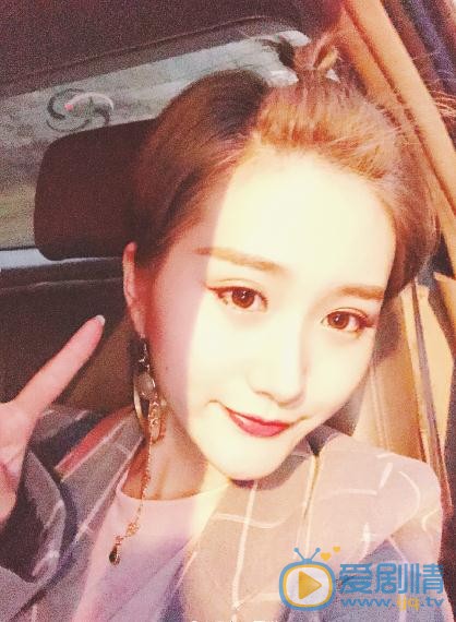 李璐尔可爱写真 李璐尔高清写真_李璐尔高清剧照