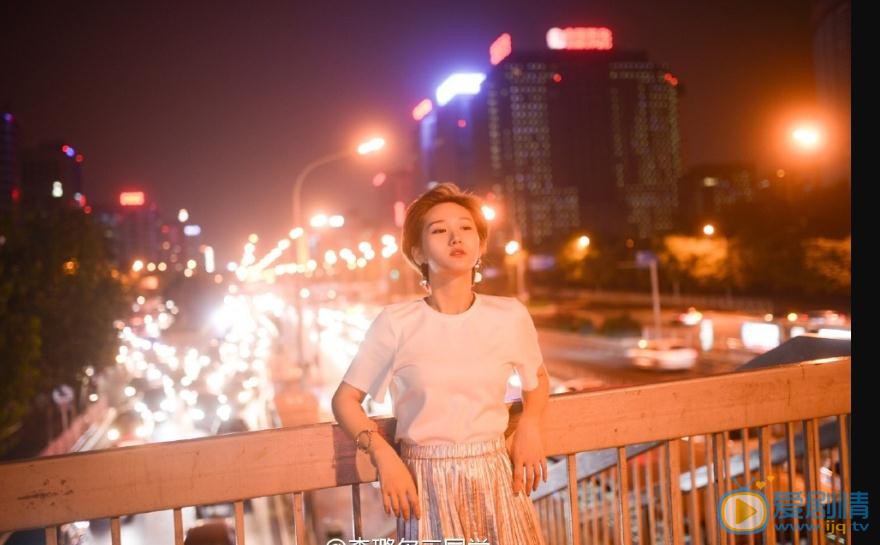 李璐尔俏丽写真 李璐尔高清写真_李璐尔高清剧照