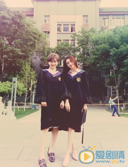 李璐尔校园照写真 李璐尔高清写真_李璐尔高清剧照