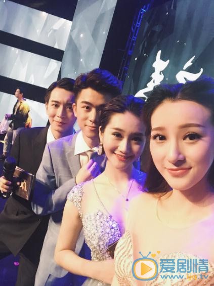 李璐尔参加活动写真 李璐尔高清写真_李璐尔高清剧照