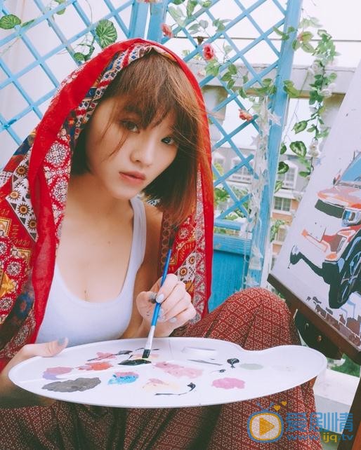汤斯婷画画照 汤斯婷高清写真_汤斯婷高清剧照