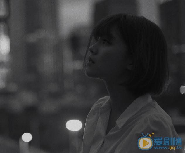 汤斯婷片场照 汤斯婷高清写真_汤斯婷高清剧照