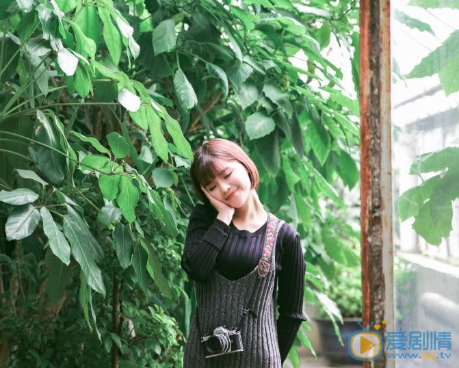 汤斯婷绿色写真 汤斯婷高清写真_汤斯婷高清剧照