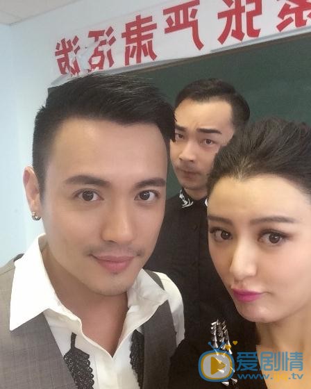 陈廷嘉与人合照 陈廷嘉高清写真_陈廷嘉高清剧照