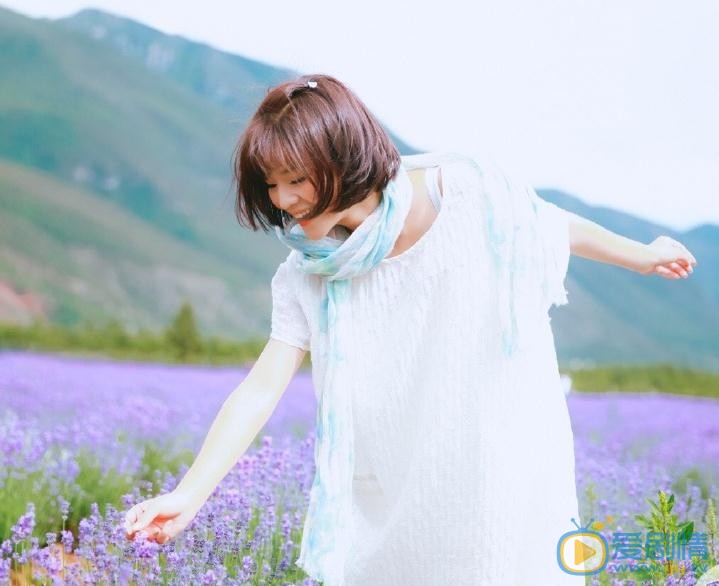 汤斯婷白色写真 汤斯婷高清写真_汤斯婷高清剧照