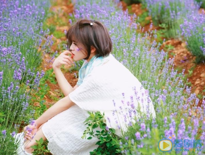 汤斯婷白色写真 汤斯婷高清写真_汤斯婷高清剧照