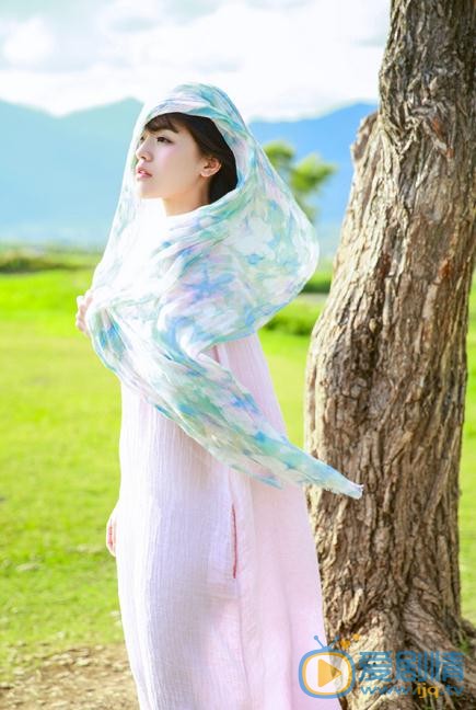汤斯婷白色写真 汤斯婷高清写真_汤斯婷高清剧照