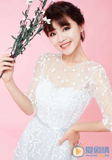 汤斯婷可爱写真 汤斯婷高清写真_汤斯婷高清剧照
