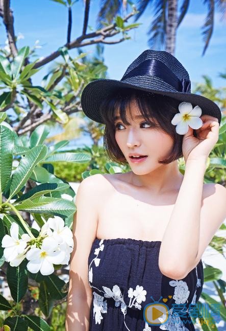 汤斯婷绿色写真 汤斯婷高清写真_汤斯婷高清剧照