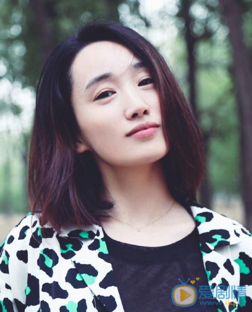 李依蔓街拍写真 李依蔓高清写真_李依蔓高清剧照