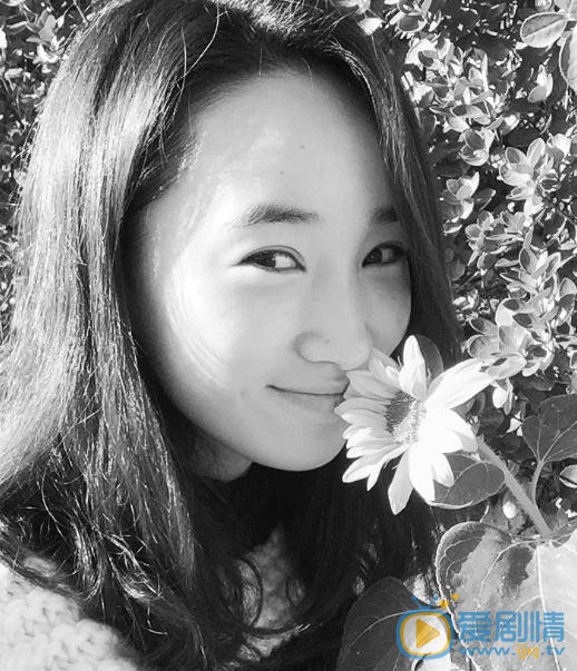 李依蔓生活照 李依蔓高清写真_李依蔓高清剧照
