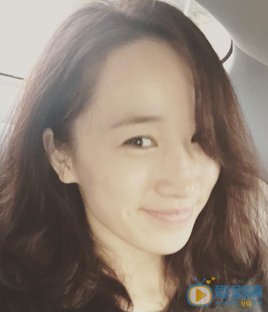 李依蔓生活照 李依蔓高清写真_李依蔓高清剧照