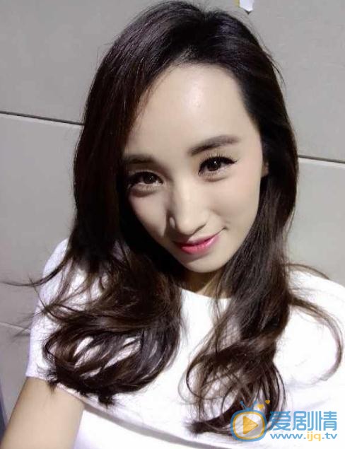 李依蔓生活照 李依蔓高清写真_李依蔓高清剧照