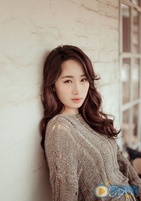 李依蔓气质写真 李依蔓高清写真_李依蔓高清剧照