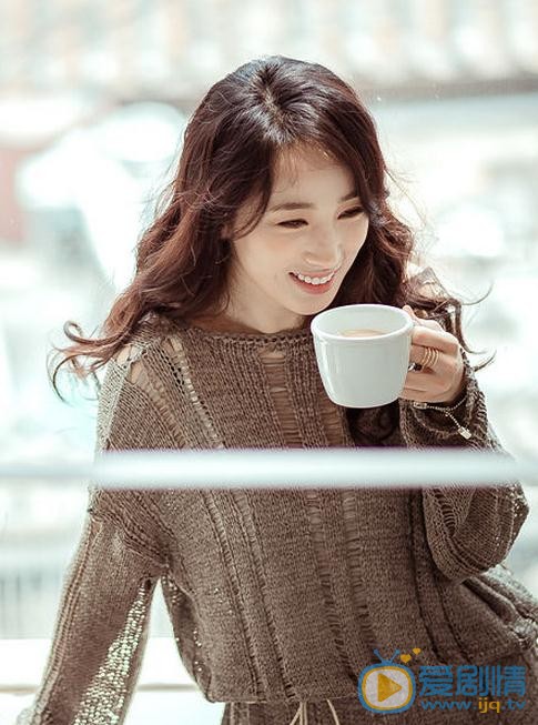 李依蔓气质写真 李依蔓高清写真_李依蔓高清剧照