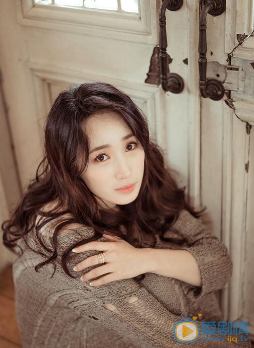 李依蔓气质写真 李依蔓高清写真_李依蔓高清剧照