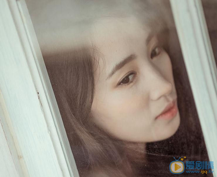 李依蔓气质写真 李依蔓高清写真_李依蔓高清剧照