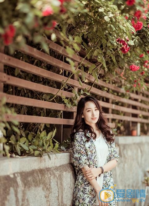 李依蔓气质写真 李依蔓高清写真_李依蔓高清剧照