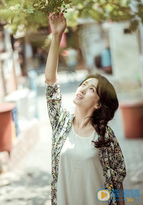 李依蔓气质写真 李依蔓高清写真_李依蔓高清剧照