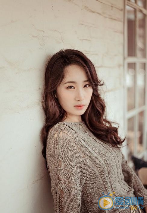 李依蔓气质写真 李依蔓高清写真_李依蔓高清剧照