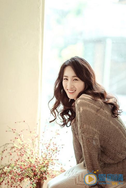 李依蔓气质写真 李依蔓高清写真_李依蔓高清剧照