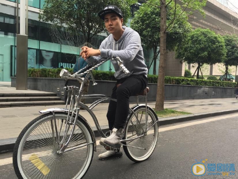 袁成杰生活照 袁成杰高清写真_袁成杰高清剧照