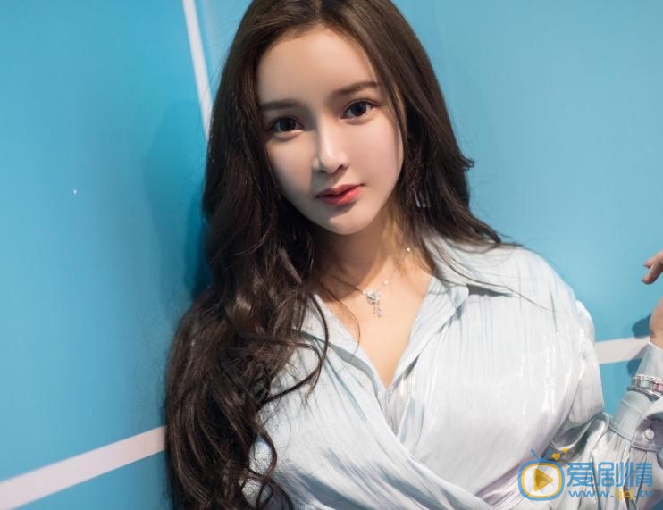 孙心娅街拍写真 孙心娅高清写真_孙心娅高清剧照