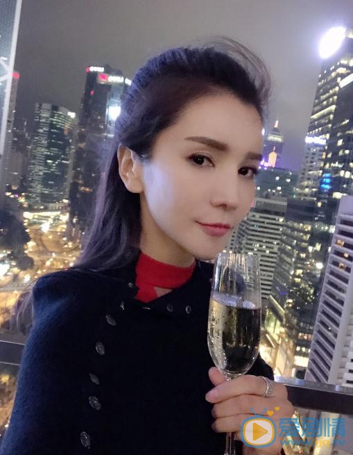 王希维生活照 王希维高清写真_王希维高清剧照