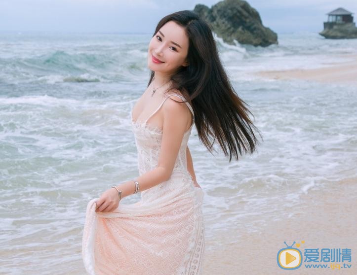 孙心娅海边写真 孙心娅高清写真_孙心娅高清剧照