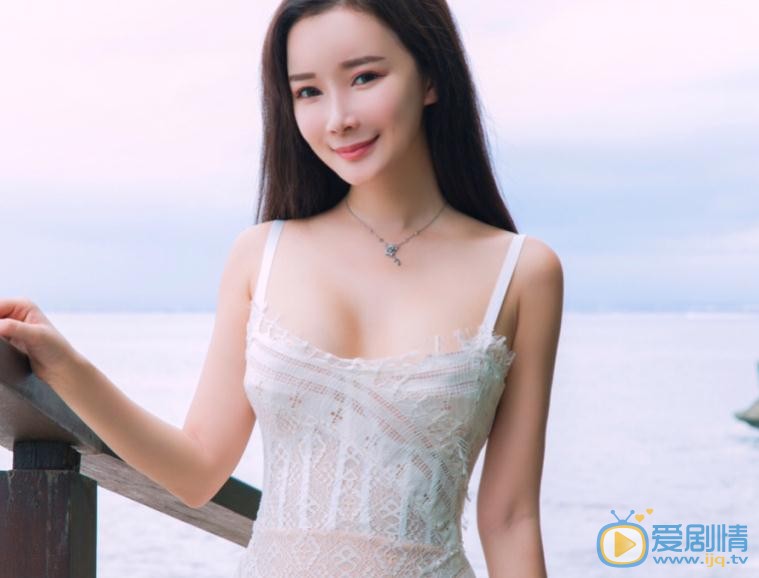 孙心娅海边写真 孙心娅高清写真_孙心娅高清剧照