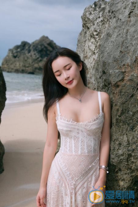 孙心娅海边写真 孙心娅高清写真_孙心娅高清剧照