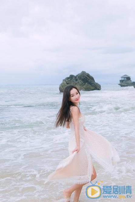 孙心娅海边写真 孙心娅高清写真_孙心娅高清剧照