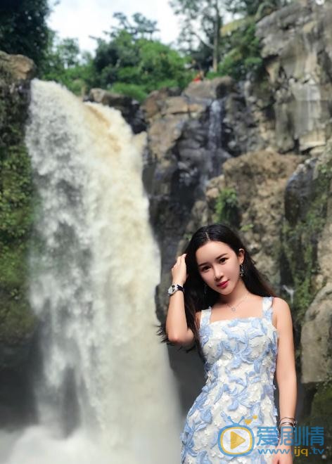 孙心娅海边写真 孙心娅高清写真_孙心娅高清剧照
