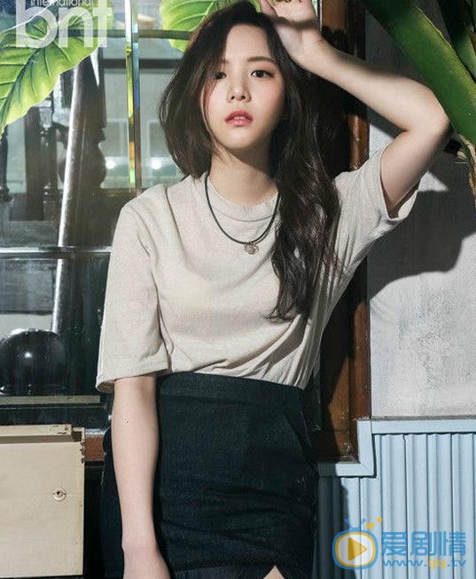 李烈音气质写真 李烈音高清写真_李烈音高清剧照