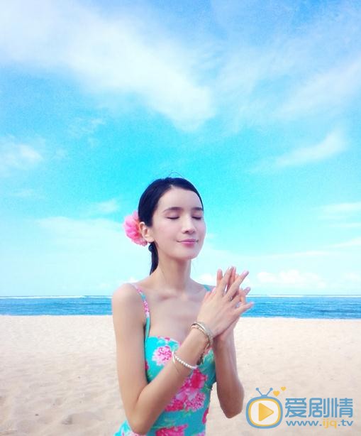 王希维比基尼照 王希维高清写真_王希维高清剧照