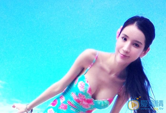王希维比基尼照 王希维高清写真_王希维高清剧照