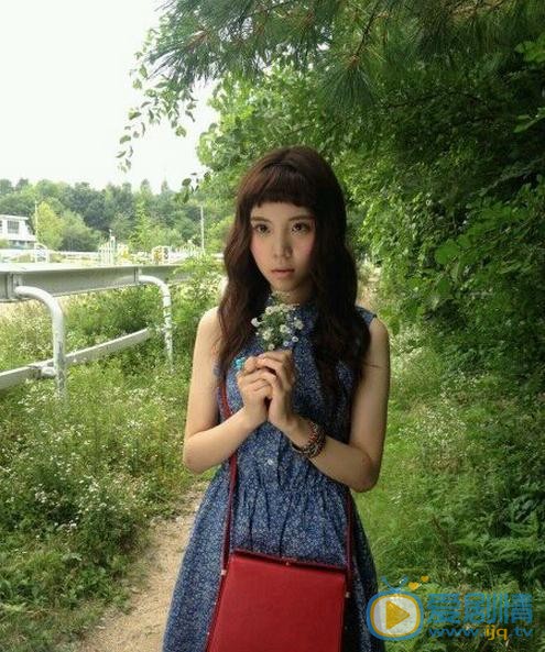 李烈音生活照 李烈音高清写真_李烈音高清剧照