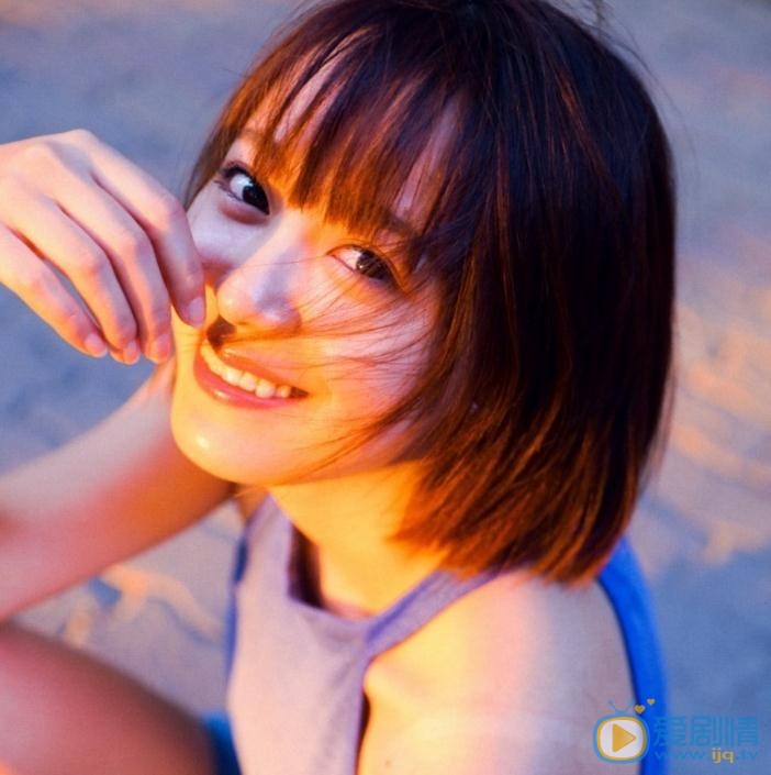 牛泽萌俏丽写真 牛泽萌高清写真_牛泽萌高清剧照